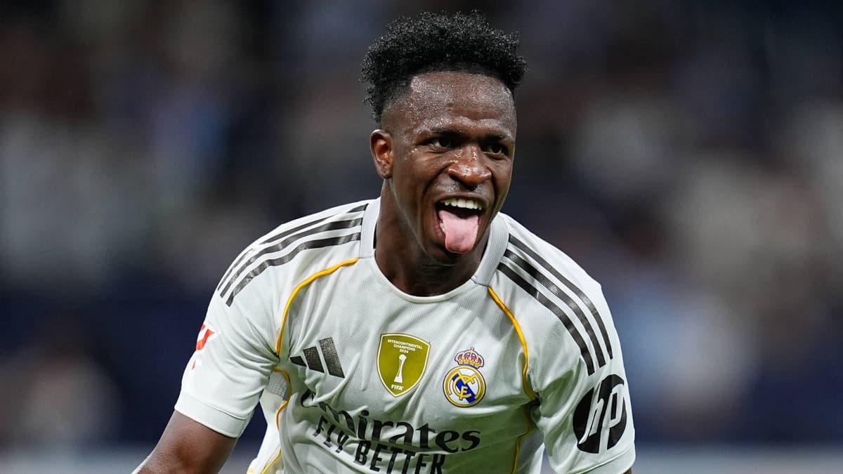 Real Madrid prepared to sell two superstars to sign €100m wonderkid